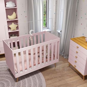 Guarda-Roupa Bartira Ternura com 5 Nichos, 2 Portas, 2 Gavetas + Cômoda Bartira com 5 Gavetas + Berço Móveis Estrela Ternura - Rosa Wood