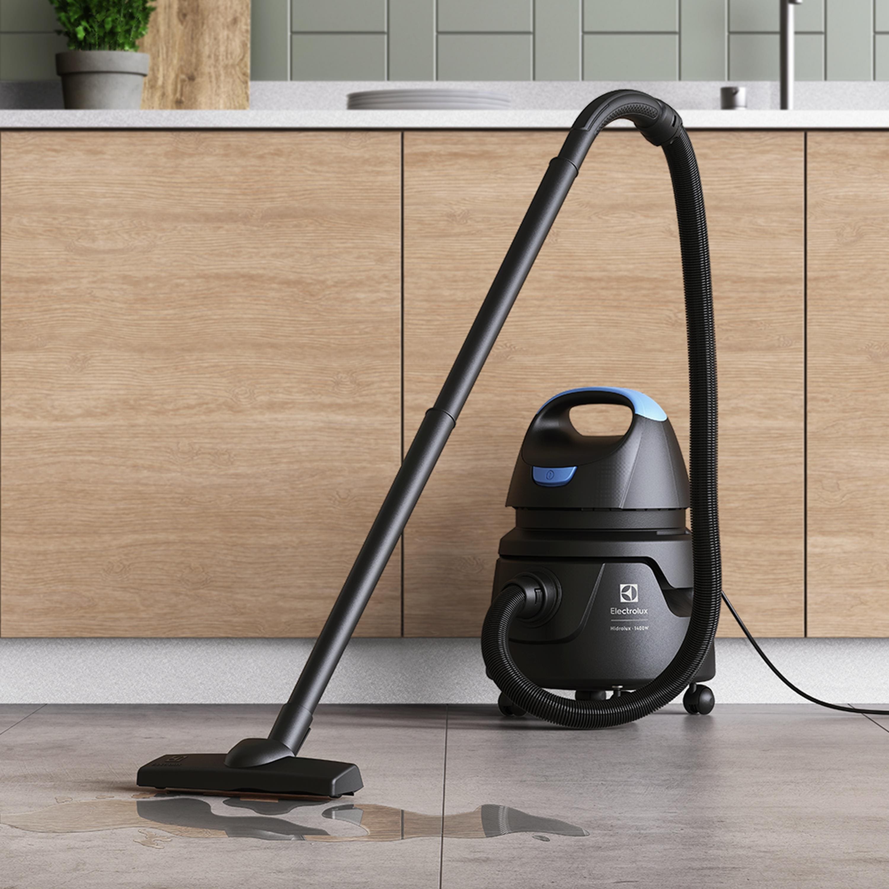Aspirador de Pó e Água Electrolux Hidrolux AWD01 1400W 5L Função Sopro Preto - 220V - 1