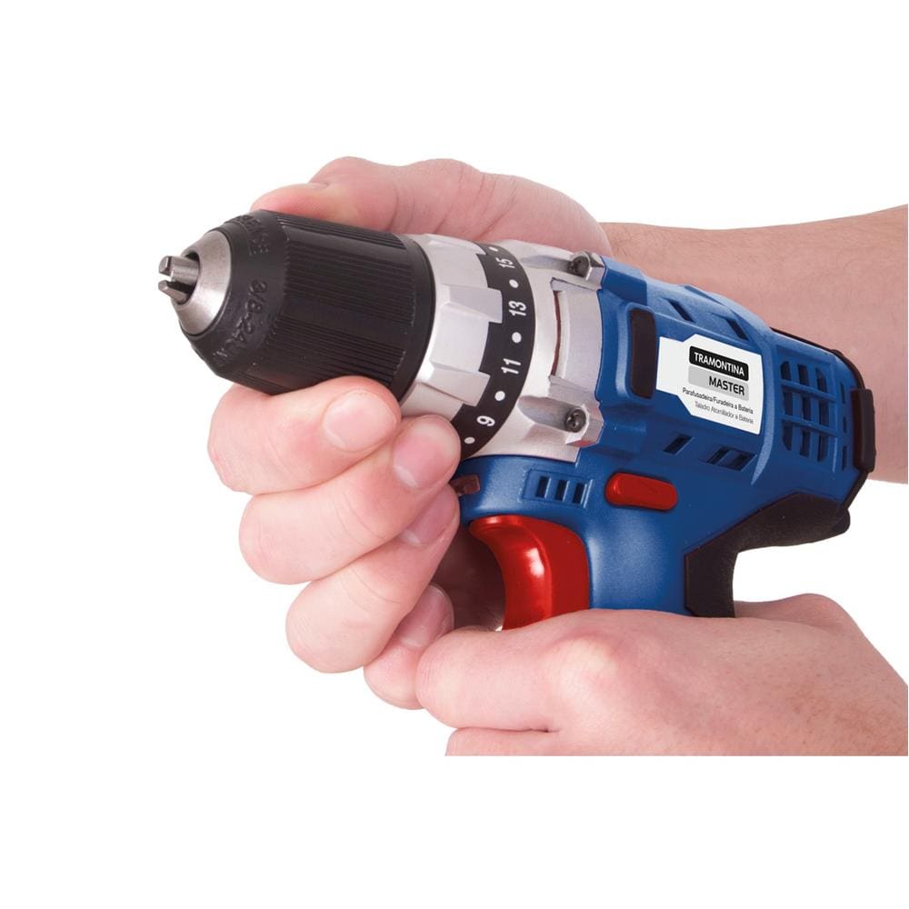 Parafusadeira e Furadeira Tramontina Master 3/8" à Bateria 10,8v 42403001 com Maleta - Bivolt - PARAFUSADEIRA FURAD BATERIA 10 8V AZ TRAMONTINA - 3