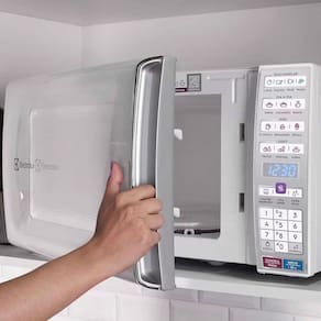 Micro-ondas Electrolux MEO44 com Função Tira Odor Branco - 34L