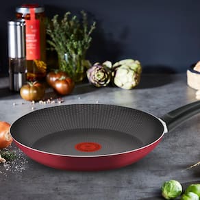 Frigideira Francesa Rochedo Limpa Fácil Colors em Alumínio com Revestimento Antiaderente Vermelha – 26 cm