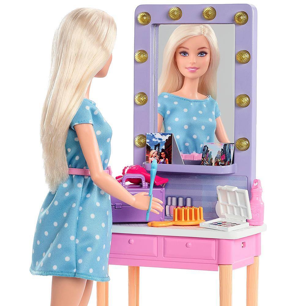 Boneca Barbie com Acessórios - Cabelo e Maquiagem - Malibu