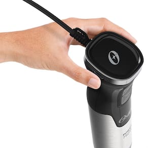 Mixer Oster OMIX360 com Velocidade Ajustável e Copo Medidor – 750 W