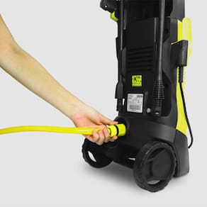 Lavadora de Alta Pressão Karcher K2 Plus 1740psi 1400W com Lança de Jato Leque e Mangueira de 3 Metros - Preta e Amarela
