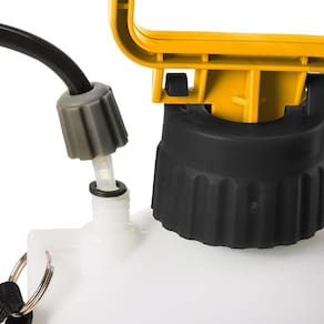 Pulverizador Lateral 5 Litros Wap GPM5L01 com Jato Regulável e Compressão Prévia