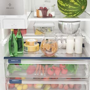Geladeira Electrolux 541L Multidoor IQ8IB com FlexiSpace Pro Séries - Preta