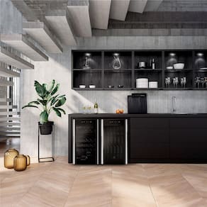 Cervejeira Electrolux 96L Multi Drinks BCG96 - Preto