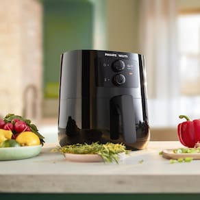 Fritadeira Elétrica Sem Óleo Airfryer Philips Walita HD9202/9 4,1L - Preta