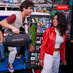 Caixa de Som Aiwa Boombox Plus com 3 Alto-falantes Bivolt e com Proteção IP66 Contra Água e Poeira AWS-BBS-01B - 200W