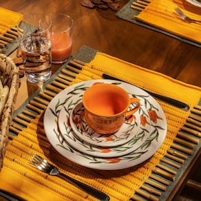 Aparelho de Jantar Biona Lírios em Cerâmica com 20 peças - 2