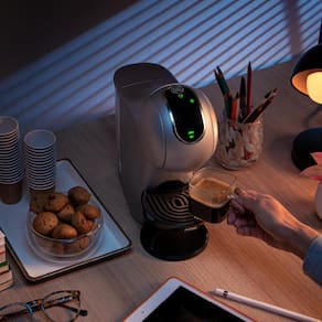 Máquina de Café Arno Nescafé Dolce Gusto Genio S Touch DGS4 Multi bebidas, Digital e Automática – Prata