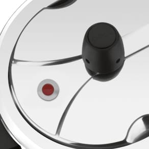 Panela de Pressão Clock Eco Polida com Fechamento Interno - 4,5 litros