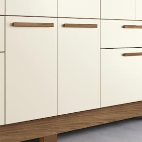 Guarda-Roupa Casal Santos Andirá Curitiba com 8 Portas, 4 Gavetas e 5 Prateleiras – 194,4cm de largura