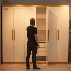 Guarda-Roupa Casal Genialflex Provençal Madri, 6 Portas, 3 Gavetas e 4 Prateleiras 255cm de largura – Cinamomo/Branco - 3