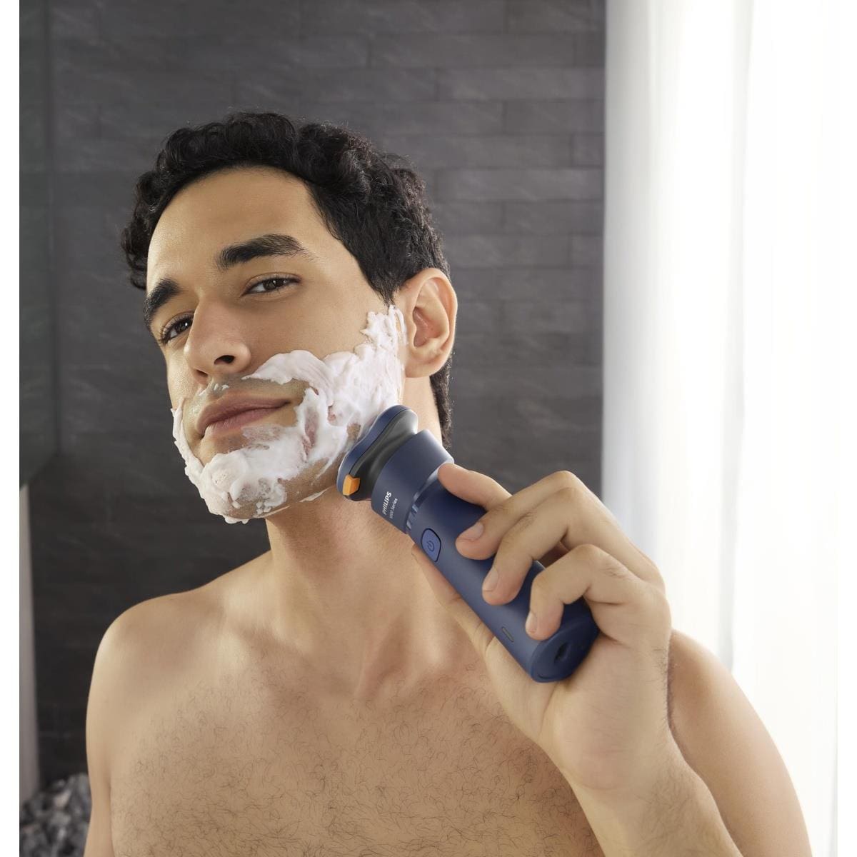 Barbeador Elétrico Philips S1881/00 Á Prova D`água Lâmina Power Cut Azul Bivolt - 3