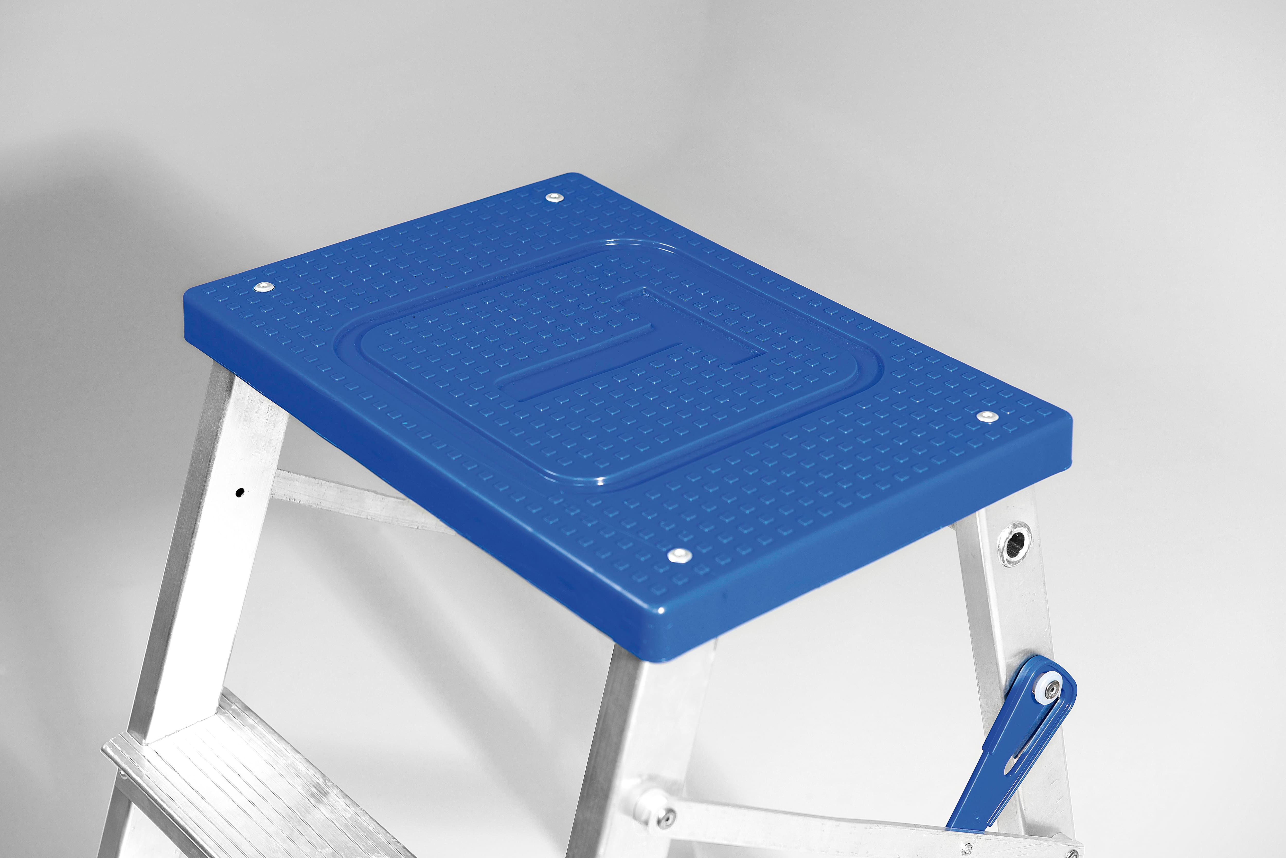 Banqueta de Alumínio Tramontina 3 Degraus com Trava de Segurança e Suporte 120kg - 1