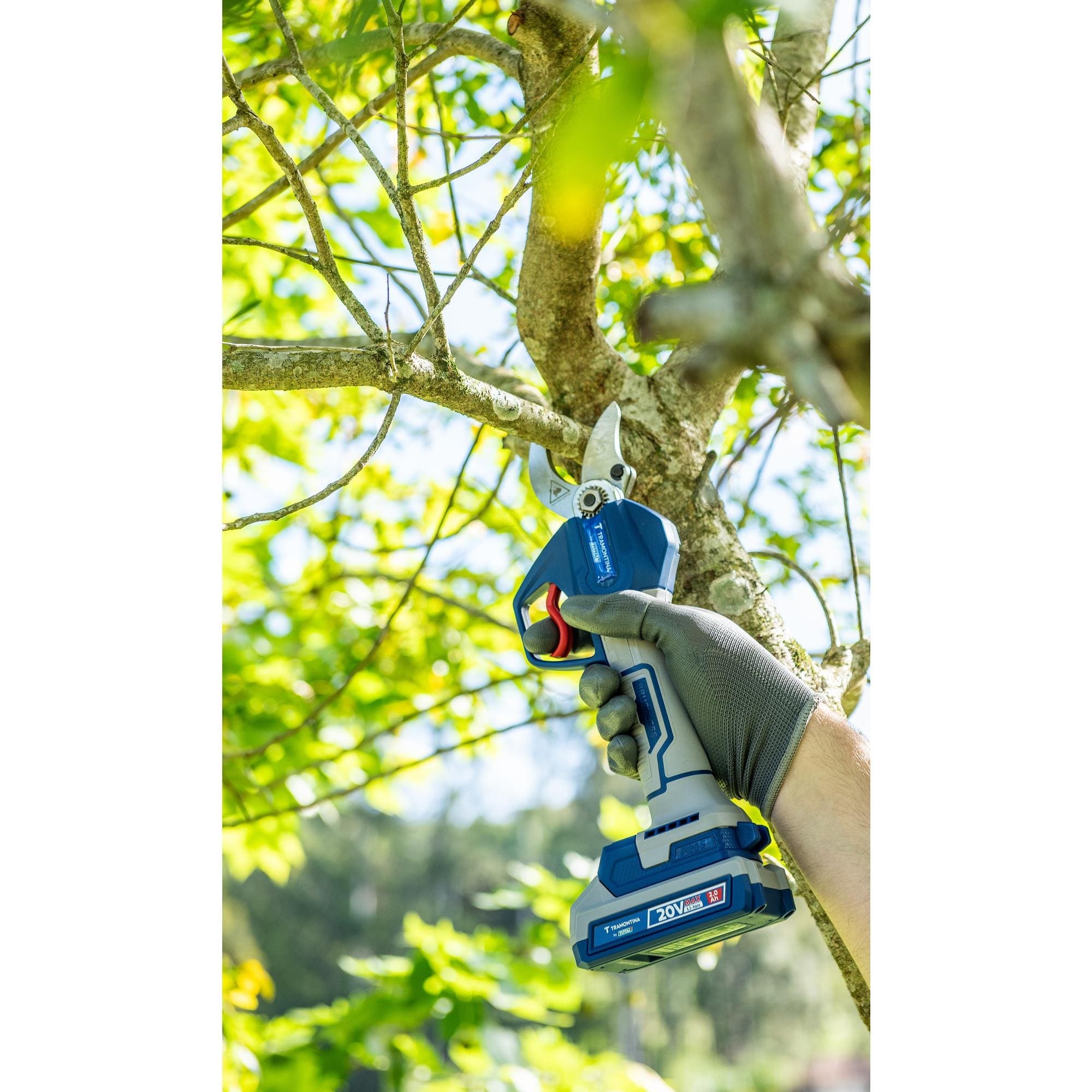 Tesoura de Poda Tramontina by TOTAL 20V Brushless Corte 30?mm Sem Bateria - 1