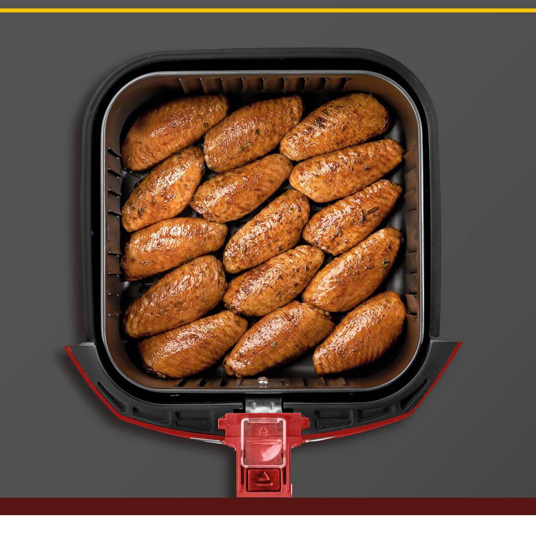 Fritadeira Sem Óleo Mondial Family AFN40BI Cesto com asinhas de frango