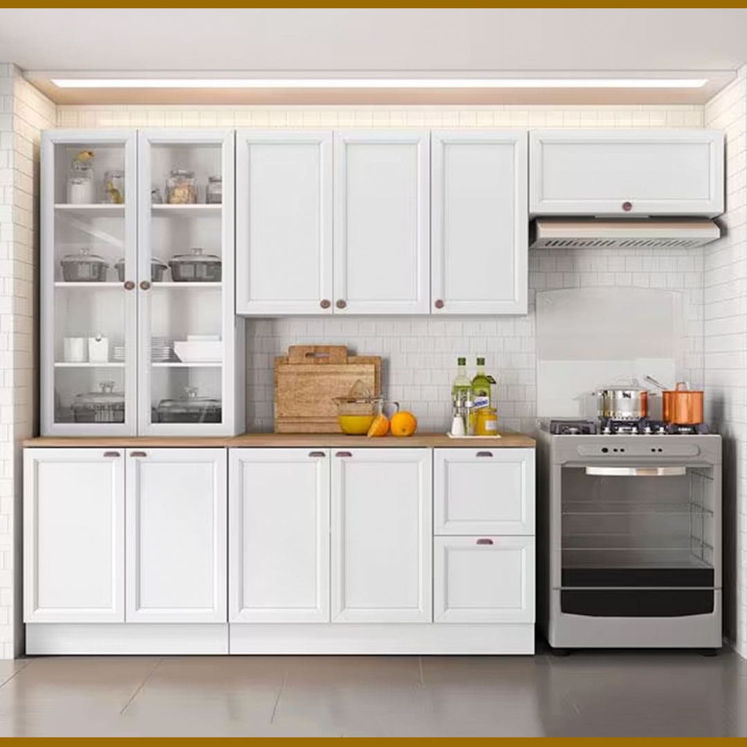 imagem frontal frente ambiente Cozinha Compacta Poliman Unna branca fogão panelas exaustor forno microondas cafeteira bule jarra laranja mexerica fruta bancada tampo cadeira vinho bebidas