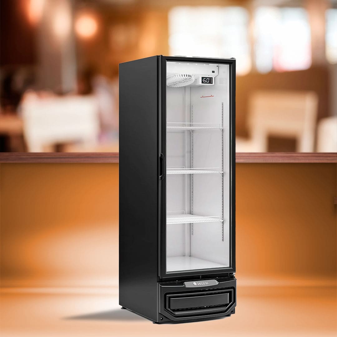 Cervejeira Gelopar GCB-57V PR com porta de vidro
