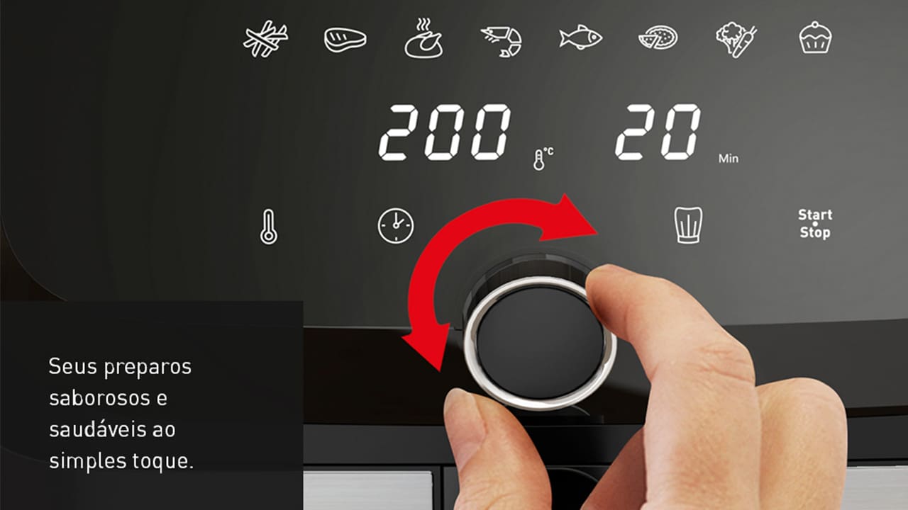 Capacidade para toda a família A Fritadeira Elétrica Sem Óleo Air Fryer Arno AFD7 Mega Digital é perfeita para grandes famílias ou ocasiões especiais, com sua capacidade de 7,5 litros. Esse espaço amplo permite preparar porções generosas para até 8 pessoas de uma só vez, garantindo praticidade e rapidez nas suas receitas favoritas. Tecnologia Hot Air para resultados Crocantes Com a avançada tecnologia Hot Air, a Air Fryer Arno AFD7 proporciona alimentos crocantes e saborosos, com menos óleo, mantendo a textura e o sabor irresistíveis. As refeições ficam mais saudáveis e nutritivas, sem abrir mão da crocância perfeita que todos amam. Painel digital com 8 programações A praticidade é garantida pelo painel digital intuitivo, que oferece 8 programas pré-definidos para preparar diversos tipos de alimentos com apenas um toque. Além disso, o temporizador ajustável de até 60 minutos com desligamento automático oferece maior segurança e tranquilidade no preparo das refeições. Potente e fácil de limpar A Air Fryer Arno AFD7 conta com um revestimento antiaderente que facilita a limpeza, tornando essa etapa muito mais simples e rápida. Com 1700W de potência, ela oferece alta performance e eficiência, proporcionando resultados incríveis em menos tempo, além de mais praticidade na sua rotina diária.